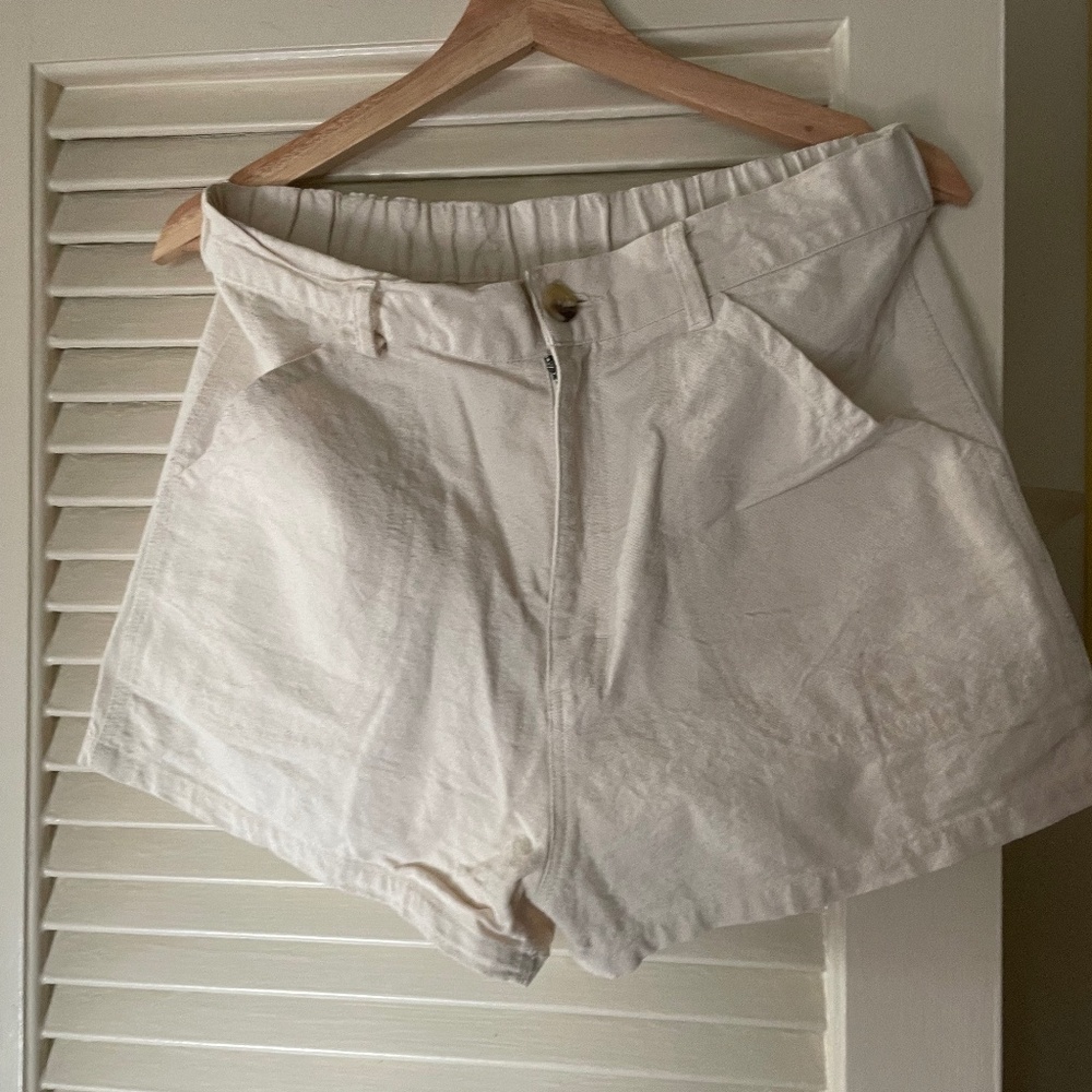 mollusk cream painter shorts size L
